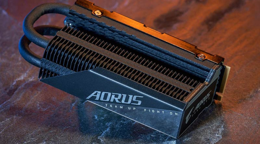 گیگابایت حافظه SSD قدرتمند AORUS Gen4 7000s Prem را معرفی کرد