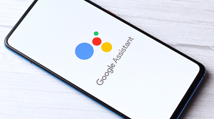 با استفاده از Google Assistant می توانید به صورت صوتی در متون، ایموجی درج کنید!