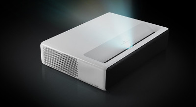 پروژکتور شیائومی Mi Laser Projector 150 امکان تماشای فیلم در تمام 365 روز سال را به شما می دهد!