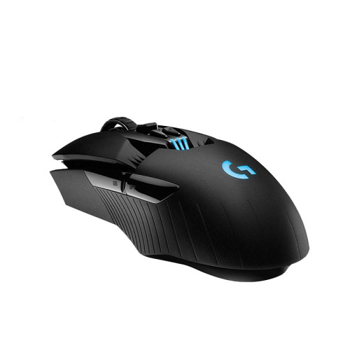 ماوس لاجیتک Logitech G903 Lightspeed قابلیت جداسازی چهار دکمه کناری از بدنه را دارد و افکت و رنگ نورپردازی این ماوس قابل تنظیم است.