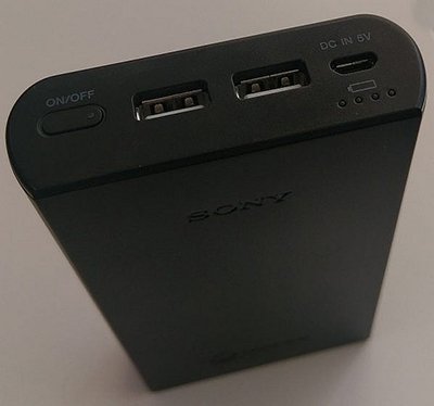 مشخصات و امکانات شارژر همراه سونی Sony CP-S15