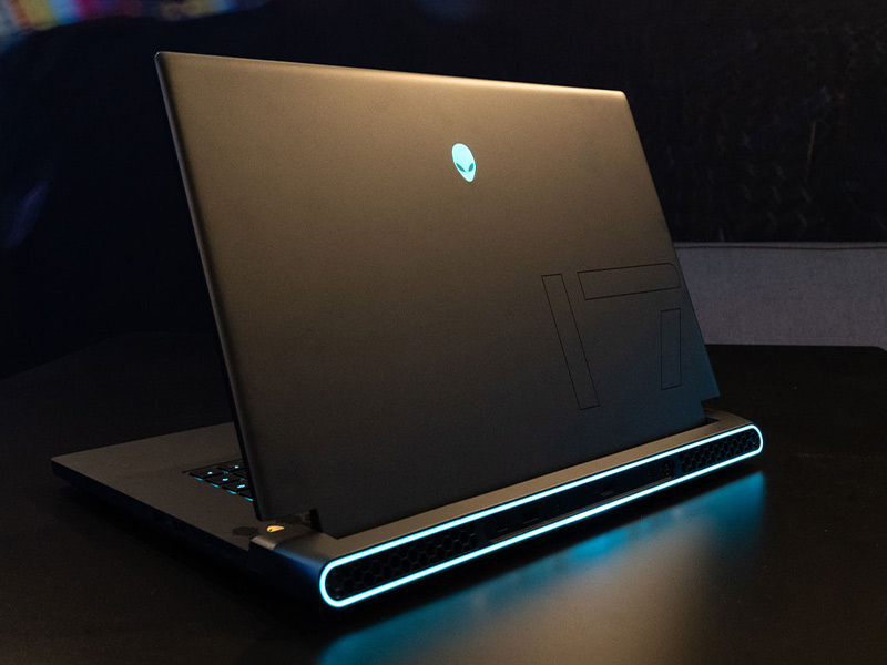 اولین لپ تاپ مجهز به صفحه نمایش 480 هرتز دنیا را Alienware عرضه می کند