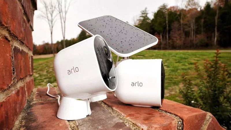 دوربین Arlo Pro 3 – بهترین دوربین امنیتی برای استفاده های خارجی