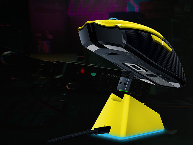 فناوری HyperSpeed و پایه شارژ مخصوص ماوس گیمینگ ریزر Razer Viper Ultimate Cyberpunk 2077 Edition!