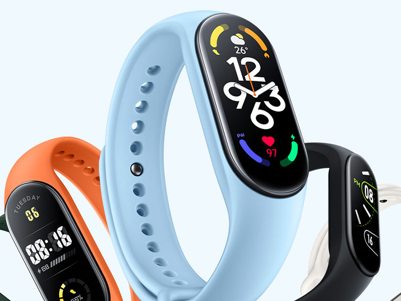 طراحی و صفحه نمایش Xiaomi Band 7 در مقابل Amazfit Band 7