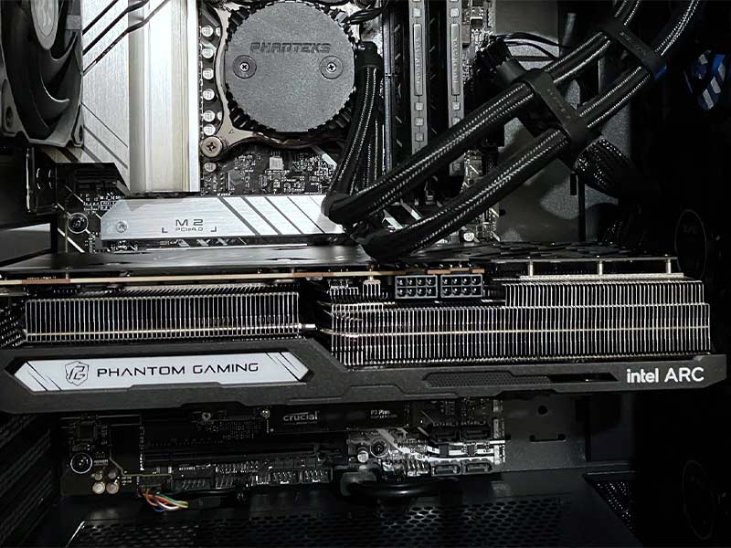 بررسی کارت گرافیک ازراک Phantom Arc A770