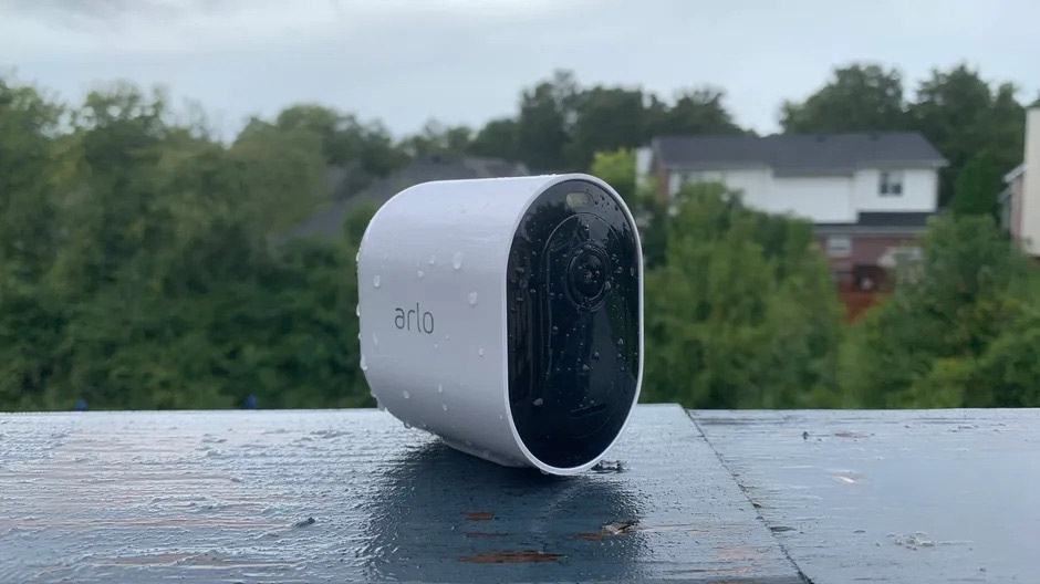 Arlo Pro 4