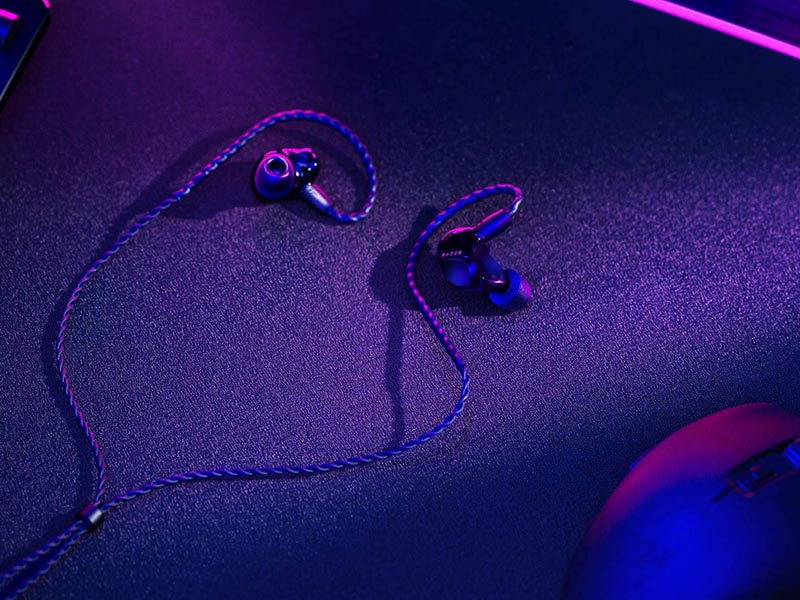 آشنایی با هدفون Razer Moray