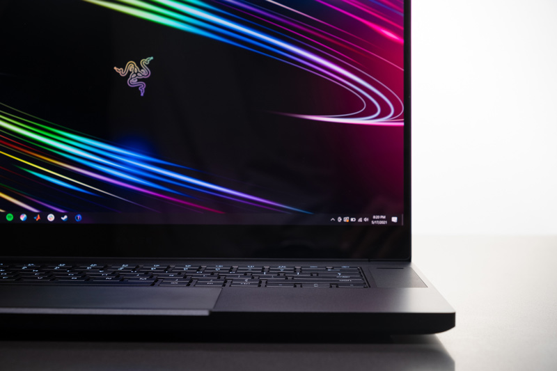 نسخه جدید لپ تاپ Razer Blade 15 اولین لپ تاپ مجهز به صفحه نمایش 240 هرتزی QHD OLED دنیا است!