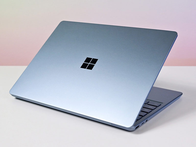 بررسی لپتاپ مایکروسافت Surface Laptop Go 3