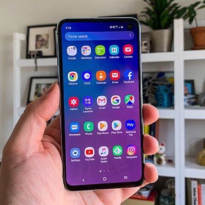 سخت‌افزار و سیستم‌ عامل موبایل Samsung Galaxy S10e