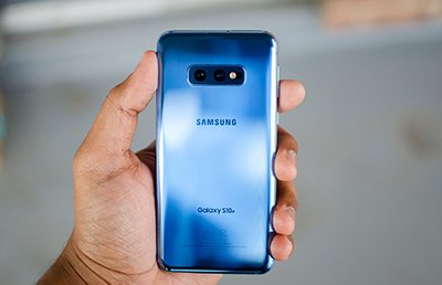 سخت‌افزار و سیستم‌ عامل موبایل Samsung Galaxy S10e