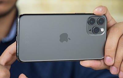 صفحه نمایش و دوربین گوشی اپل iphone 11 Pro